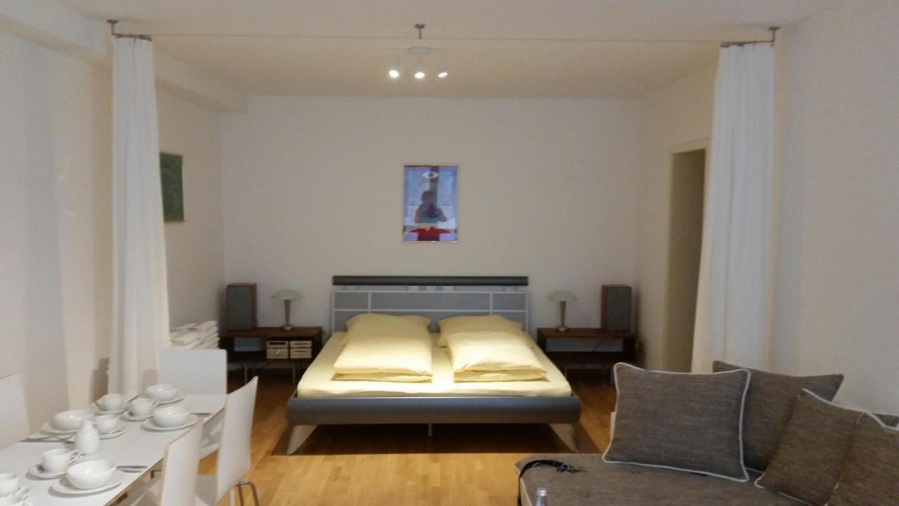 Familienfreundliche Apartments Am Park Wurzburg Bagian luar foto