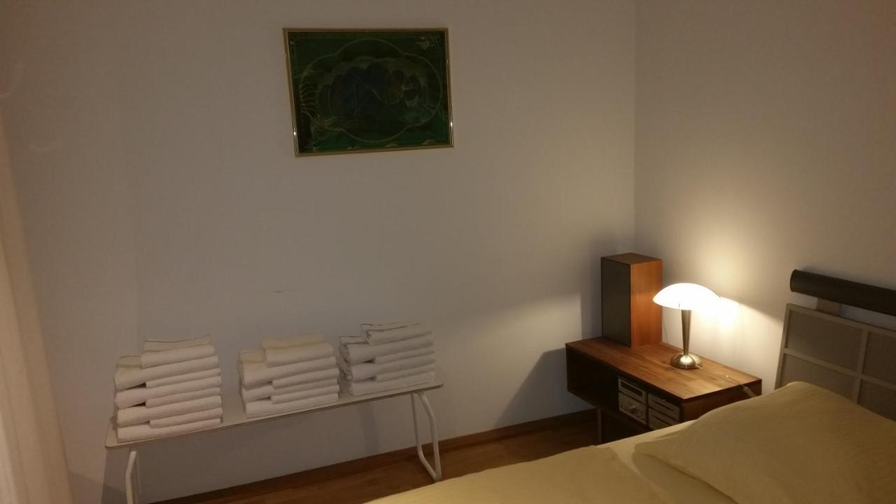 Familienfreundliche Apartments Am Park Wurzburg Bagian luar foto