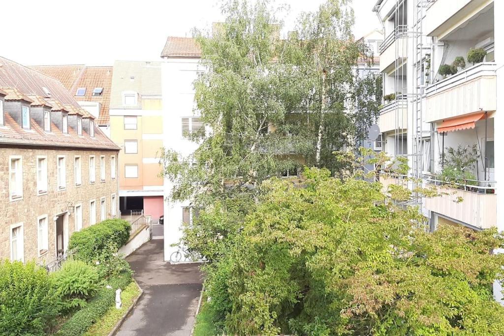 Familienfreundliche Apartments Am Park Wurzburg Bagian luar foto