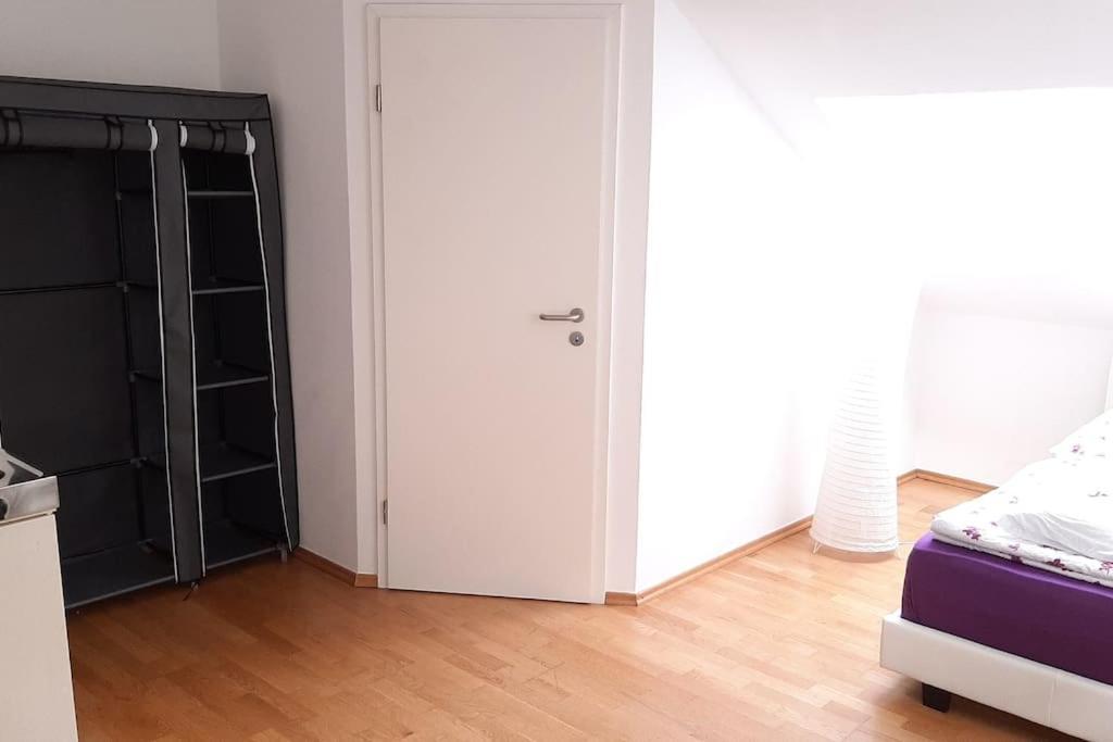 Familienfreundliche Apartments Am Park Wurzburg Bagian luar foto
